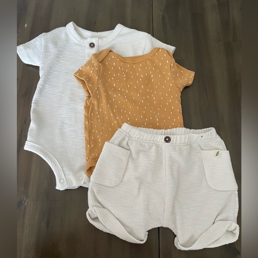Bottom and top unisex set